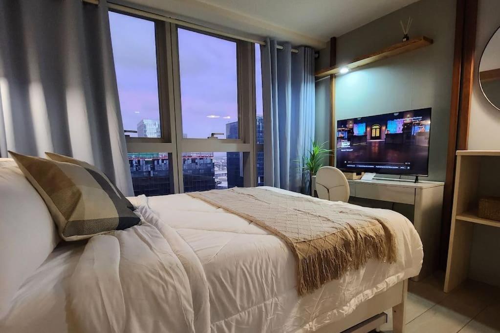 Luxestaysmnl Coastal Chic Netflx 380Mbps Pool Bgc Manila Exterior foto